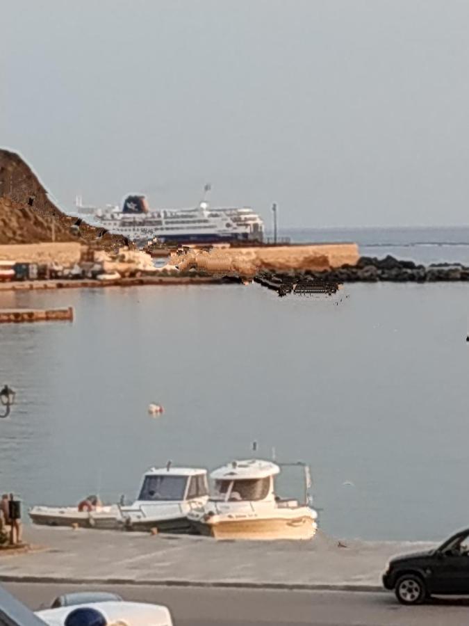 Enalion-Tinos Bed and Breakfast Exteriör bild