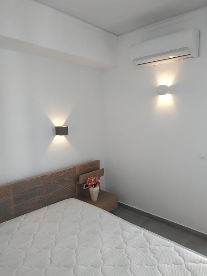 Enalion-Tinos Bed and Breakfast Exteriör bild