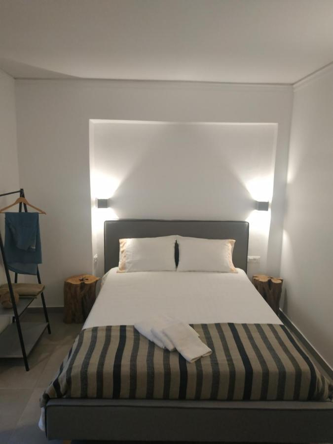 Enalion-Tinos Bed and Breakfast Exteriör bild